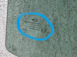 Vitre arrière gauche OEM Kia Ceed II 12-17 HB