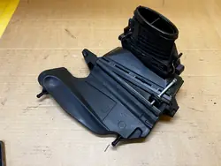 Ilmanottofilterin kotelo Mercedes GL X166 3.0 CDI