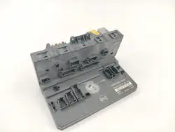 Boîte à fusibles OEM 6399000700 pour Mercedes Vito W639