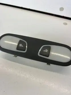 Audi A7 S7 4G 2011 Vordersitzbeleuchtung OEM 4G0947111