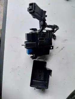 Caixa de Fusíveis 1.6 CRDi Kia Ceed 09R D4FB