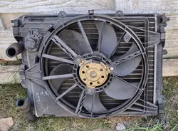 Radiador de agua con ventilador Clio II 1.2 7700430784E