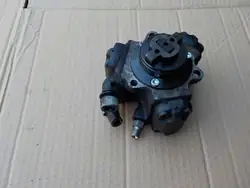 Ford Ka II MK2 1.3 TDCi 2010 ruiskutuspumppu OEM 0445010080