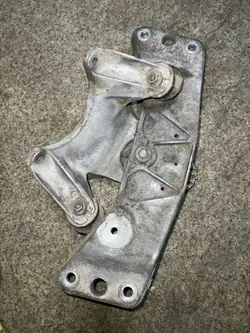 BMW Växellådsfäste OEM 75232 för 7-serie E65/E66/E67
