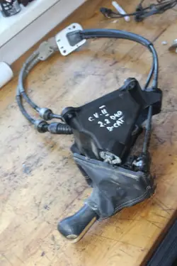 Liaison de Boîte Toyota OEM - Pour Corolla Verso II 2.2 D4D
