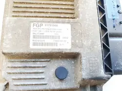 Fiat Punto Computador do Motor 2005 1.3L OEM 51781568