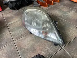Faros derecho Trafic Vivaro Primastar 01-14 8200701353