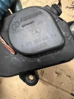 Alavanca capô Mercedes W203 OEM a6111500494