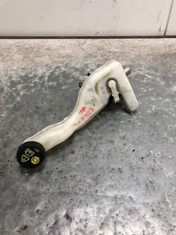 Bremsflüssigkeitsbehälter OEM GCV9A2K478 für Ford Edge
