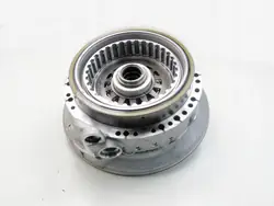 Öljypumppu OEM 1087110389 Maserati 8HP70X vaihteistolle