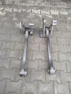 Suporte de barra de reação Scania OEM 2400639 2400640