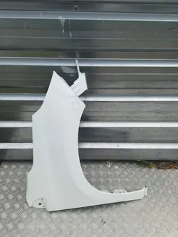 Fram höger skärm Peugeot 2008 Lift