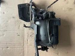 MERCEDES R KLASA W251 3.0 CDI FJÄDRINGSCOMPRESSOR A2513202704