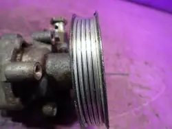 VW Passat B5 1.9 TDI AVF Bomba Dir. Asistida 8D0145177Q KYB