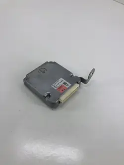 Toyota RAV4 Tempomat-Modul OEM 8815042021