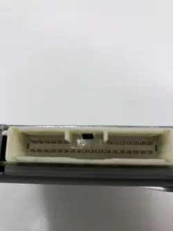Module régulateur Toyota RAV4 OEM 8815042021