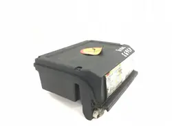 Volvo sulakelaatikko OEM 23130039 - Käytetty kunto