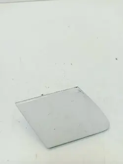 Copertura gancio traino Toyota Yaris III 11-14 5D 1.0 B Colore 068 OEM