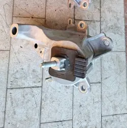 Support moteur KR9P501 gauche avant Mazda CX-60