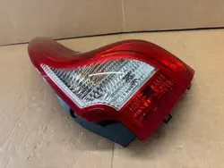 VOLVO XC60 I Lift Lampe Arrière Droite OEM 31323035