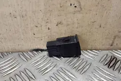 Noodknop VW POLO 1.9L diesel 2007 6Q0953235A