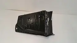 Takakontin lattia oikea puoli OEM 41007431576 BMW 5 G30