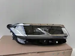 Farol direito VW Touareg 761941774