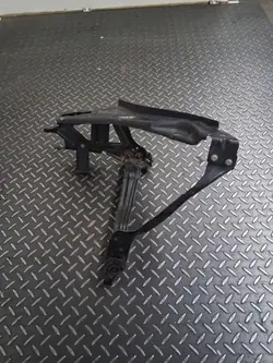 Scheinwerferhalterung Links OEM 207620026 Mercedes