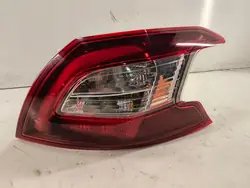 Peugeot 308 T9 HB Lámpara trasera derecha 9677817580 EU