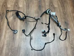 Faisceau Porte Droite Arrière OEM M8A214632BB