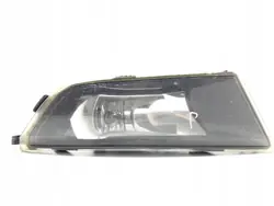 Farol Halógeno Direito Frontal Skoda Fabia III