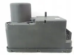Keskitulppapumppu OEM 357962257 VW Passat B4:lle