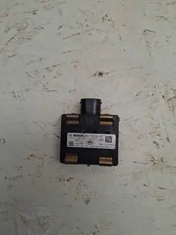 Distronic-radarsensor J8A2-9G768-AF för Land Rover Velar