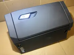 Audi A6 C8 Matkustajan hansikaslokero OEM 4K1857035A Musta