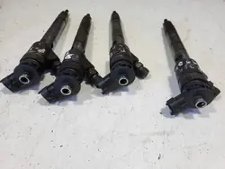Injecteur Peugeot 308 T9 Lift 9820403480