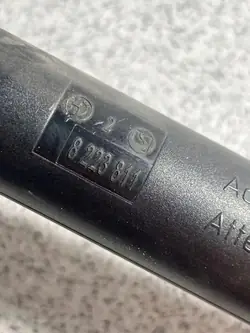 Actionneur de coffre gauche OEM 8223811 pour BMW Série 7