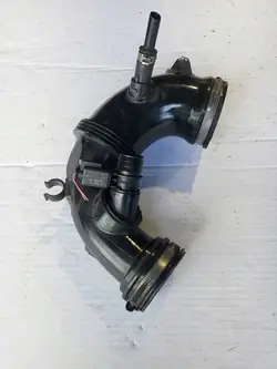 Manguera de admisión de aire Mercedes-Benz C W205 A2740900029