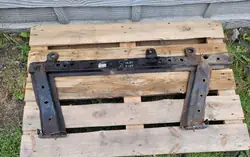 Suporte Inferior do Radiador Renault Clio IV