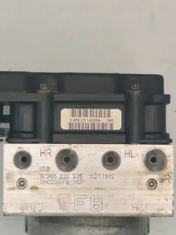 Pompe ABS OEM 13277812 pour Opel Corsa D