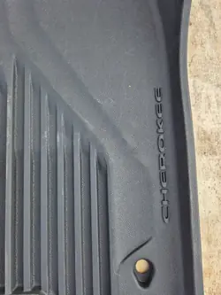 Gummimatten Jeep Cherokee OEM 82214855 - Gebraucht