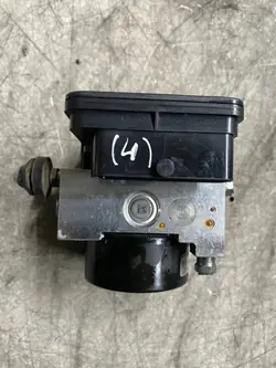 Pompe ABS OEM 28515826053 pour Nissan Navara D23