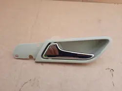 Sisäoven kahva vasen etu Mercedes A W169 OEM 1697600961