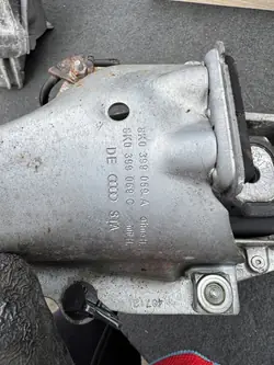 Soporte de motor 8K0199381 Audi A4 B8 3.0 TDI