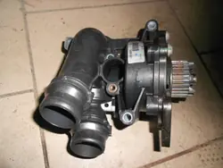 Vesipumppu OEM 06J121026BD VW Passat Jetta Golf:lle