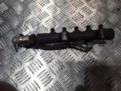 Toyota Avensis T25 insprutningsräl OEM 404D0029