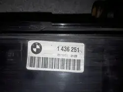 Peças do compartimento motor BMW OEM 1436251 3.0L diesel