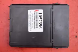 Caja de fusibles OEM 284B71HZ2A para Nissan Micra K13