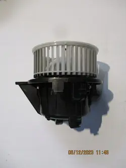 Ventilador de calefacción SEAT IBIZA 6F0 2Q1819021A