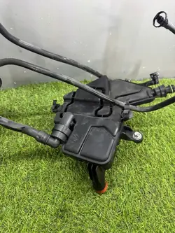 Séparateur d'huile Mercedes OEM A1760780600 S-Class W222