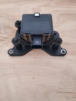 VW OEM 2K5907561C Distronic Radarsensor für Caddy 4